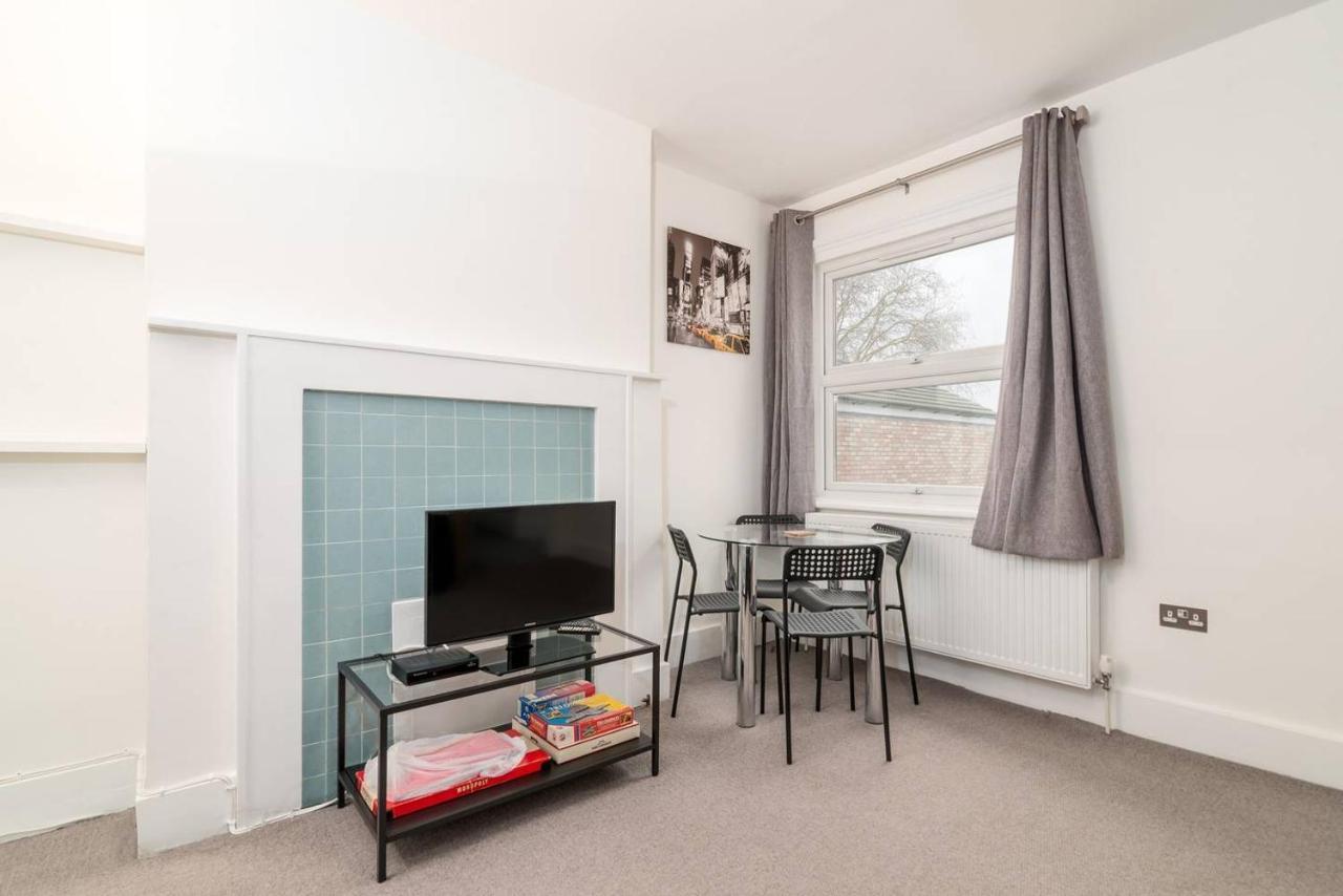 Guestready - Modern 2-Bed For 4 In Golders Green! London Bagian luar foto